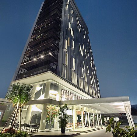 Ra Premiere Simatupang Hotel Cilandak  Exterior photo