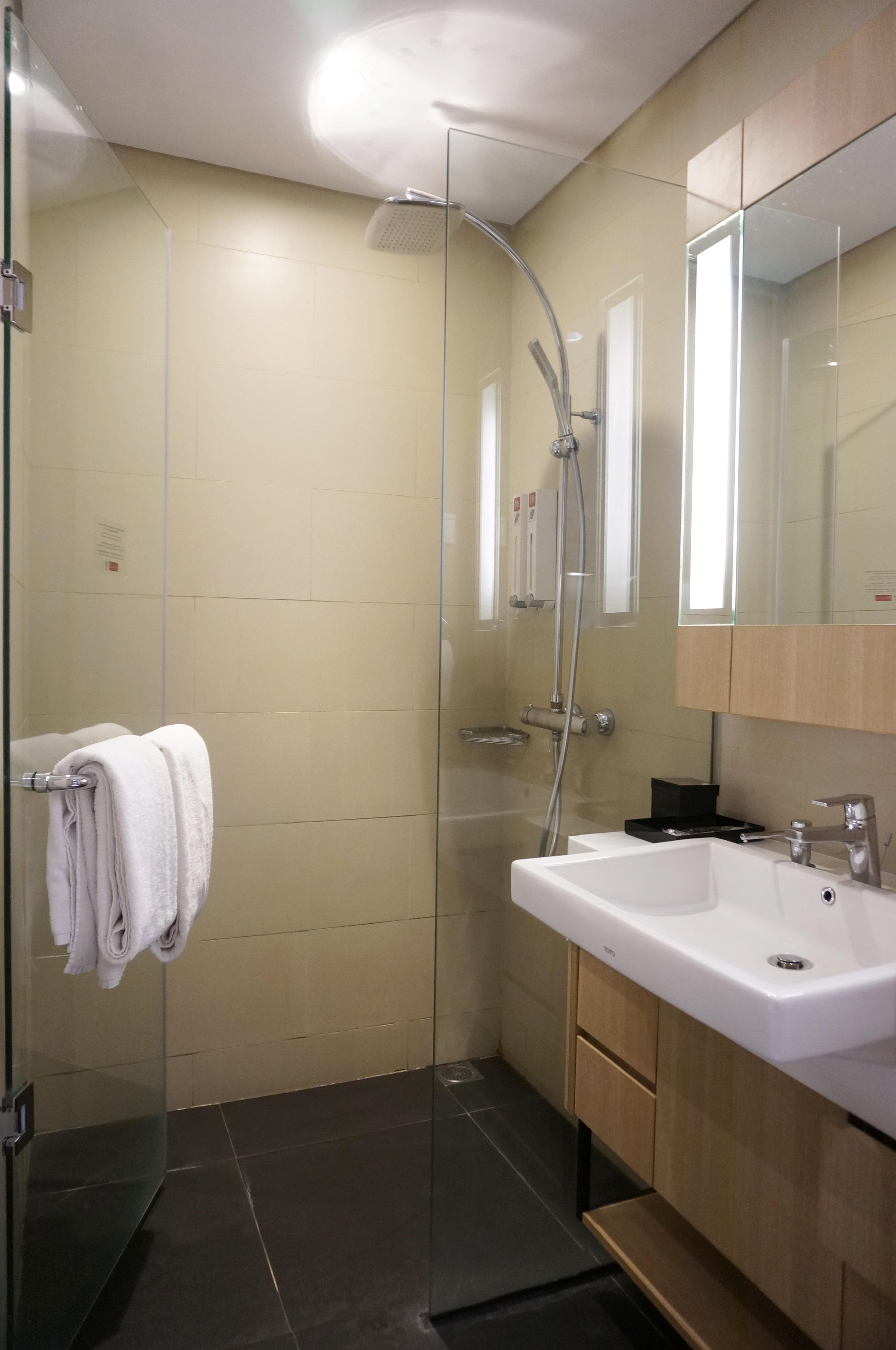 Ra Premiere Simatupang Hotel Cilandak  Exterior photo