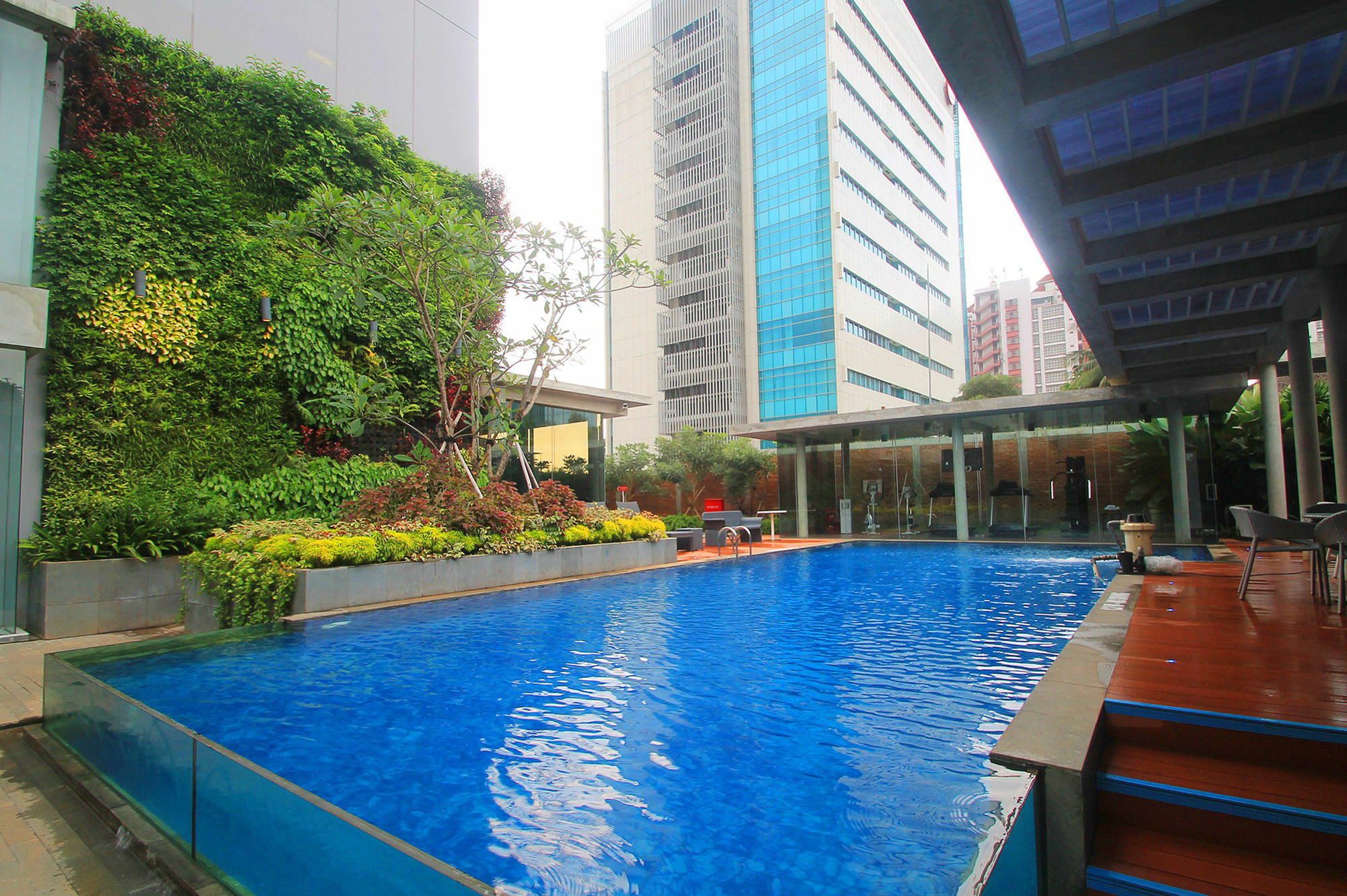 Ra Premiere Simatupang Hotel Cilandak  Exterior photo